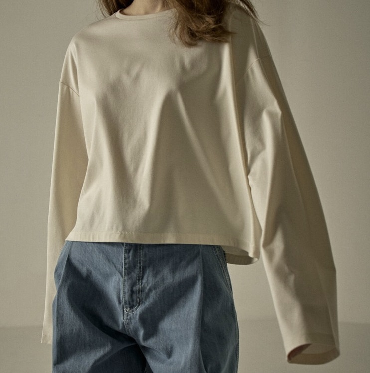 ファサードパターン Silket Long-sleeve T-shirt Ivory 8,175円