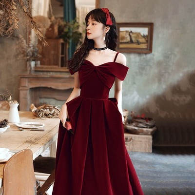 ワンピース ドレス ロング マキシ 袖なし キャミソール ハートネック セミフレア スリム Iライン フェミニン プリーツ タック リボン 中厚手 大人可愛い きれいめ 上品 おしゃれ レトロ