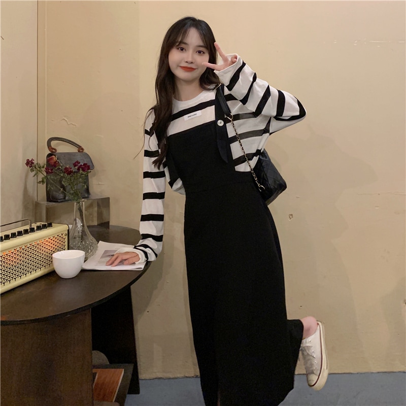 ニットセーター ストラップドレス 2点セット 長袖 ラウンドネック ロング丈 Aラインスカート ゆったり 体型カバー かわいい 大人可愛い きれいめ シンプル カジュアル 大人 上品 おしゃれ お洒落