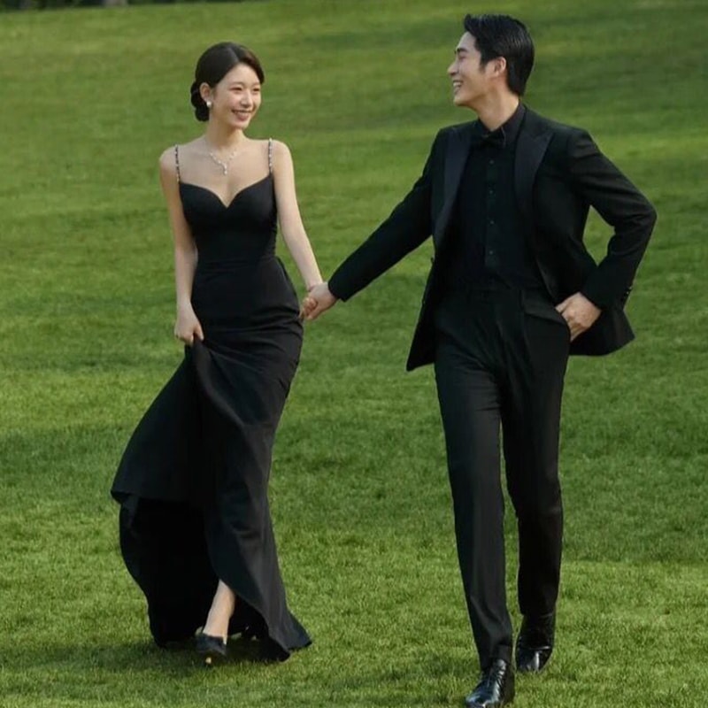 ドレス 衣装 ウエディングドレス イブニングドレス ブラックドレス 披露宴ドレス ロングドレス 胸元 背中開き バックシャン フィッシュテール セミフレア ステージドレス ロング丈 かわいい 9,934円