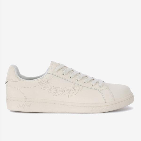 [FREDPERRY] 男性用スニーカー B721 レザー/刺繍入り特大ブランデッド (SFPM2531314-560)
