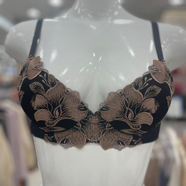 ノーワイヤー全面刺繍フルモールドブラ/BR6839 BK