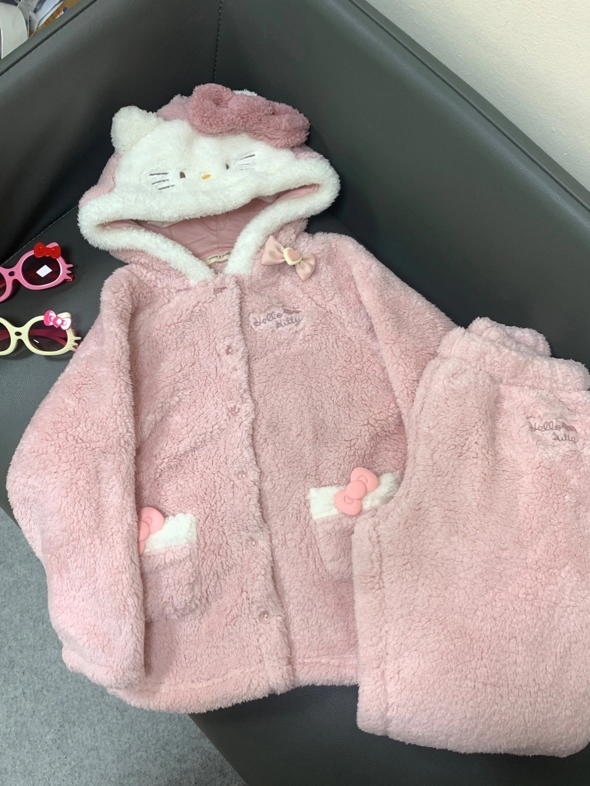 キティ厚手のフランネルハローキティソフトガールホーム服かわいい甘い女の子パジャマ 5,061円