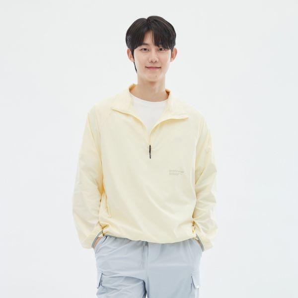 スケッチャーズ男性ウーブンハーフジップアップTシャツ_SP3MTCFS011男性ウーブンハーフジップアップTシャツ315008