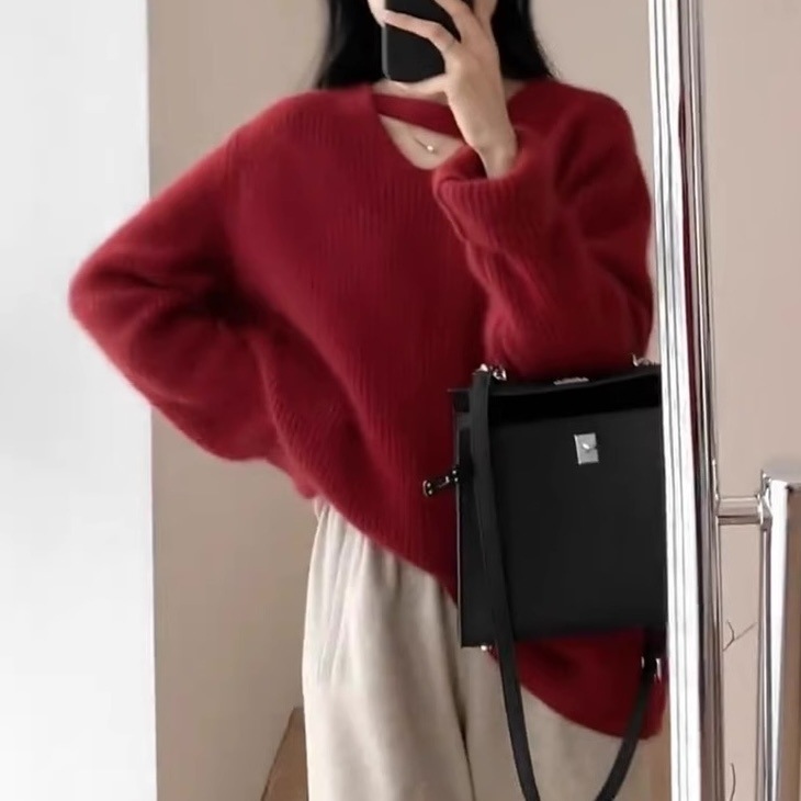 トップス ニット 袖あり 長袖 Vネック もこもこ モコモコ ふわふわ 前開き 大人可愛い きれいめ シンプル カジュアル 大人 上品 おしゃれ お洒落 大人女子 こなれ感 セクシー 秋 冬 2023 4,987円