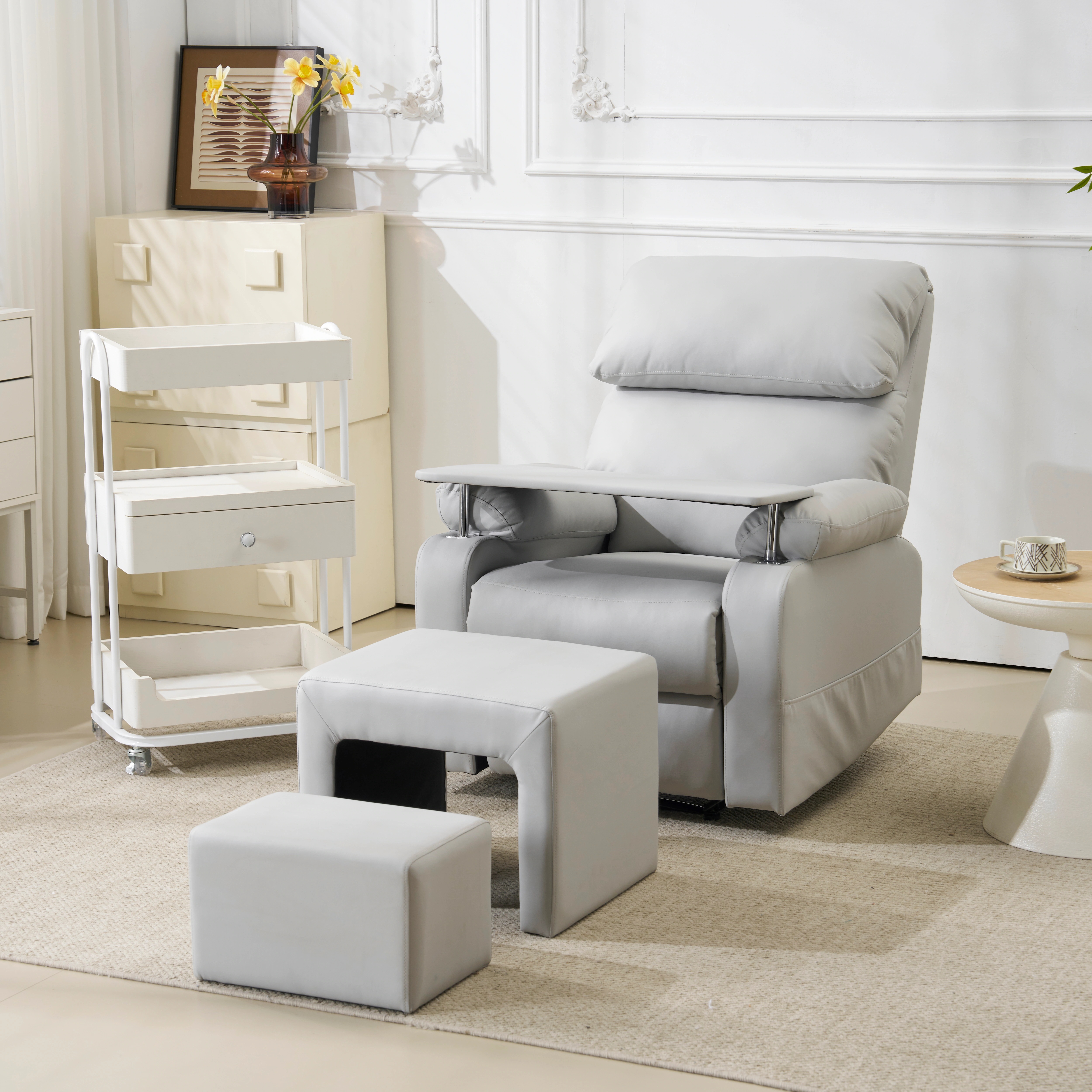 【国内出荷 - 3日配達】【セット品】リクライニングソファー 二つのオットマン ソファー 1人掛け ゲーミングチェア PU 160度調節可能　テーブル付き PUレザー チェア オットマン一体型 パーソ