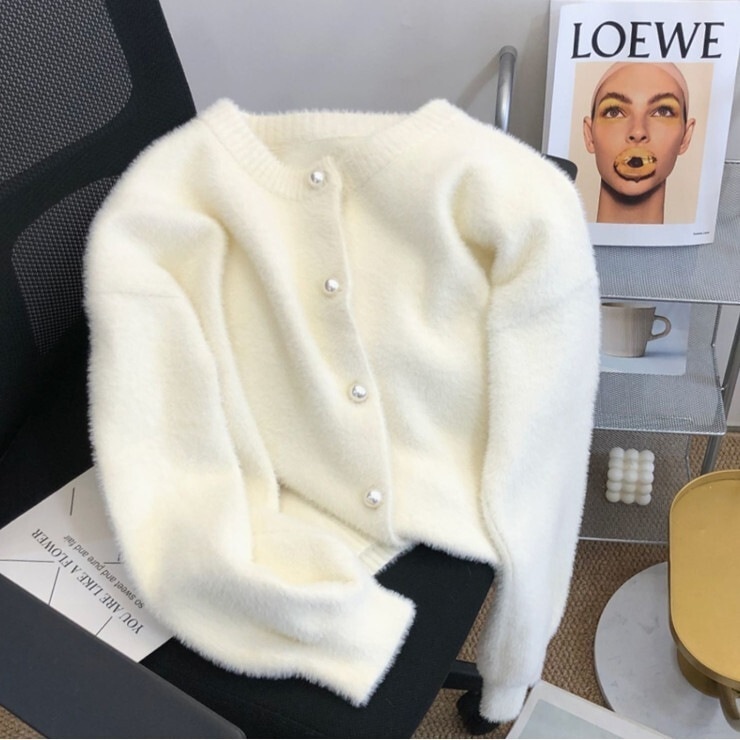 トップス レディース カーディガン セーター 白トップス クロップド クロップド丈 長袖 スクープネック 襟なし 前開き ふわふわ もこもこ モコモコ 厚手 かわいい 大人可愛い きれいめ シンプルその他 アウター