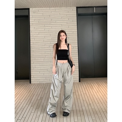 レトロなワイドパンツの夏のゆったりとしたカジュアルな筒運動のひも引き地のズボン