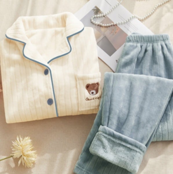 ルームウェア パジャマ デート 部屋着 寝巻き ナイトウェア 袖あり 長袖 かわいい 大人可愛い きれいめ シンプル カジュアル 大人 上品 おしゃれ お洒落 かっこいい レトロ 大人女子 こなれ感