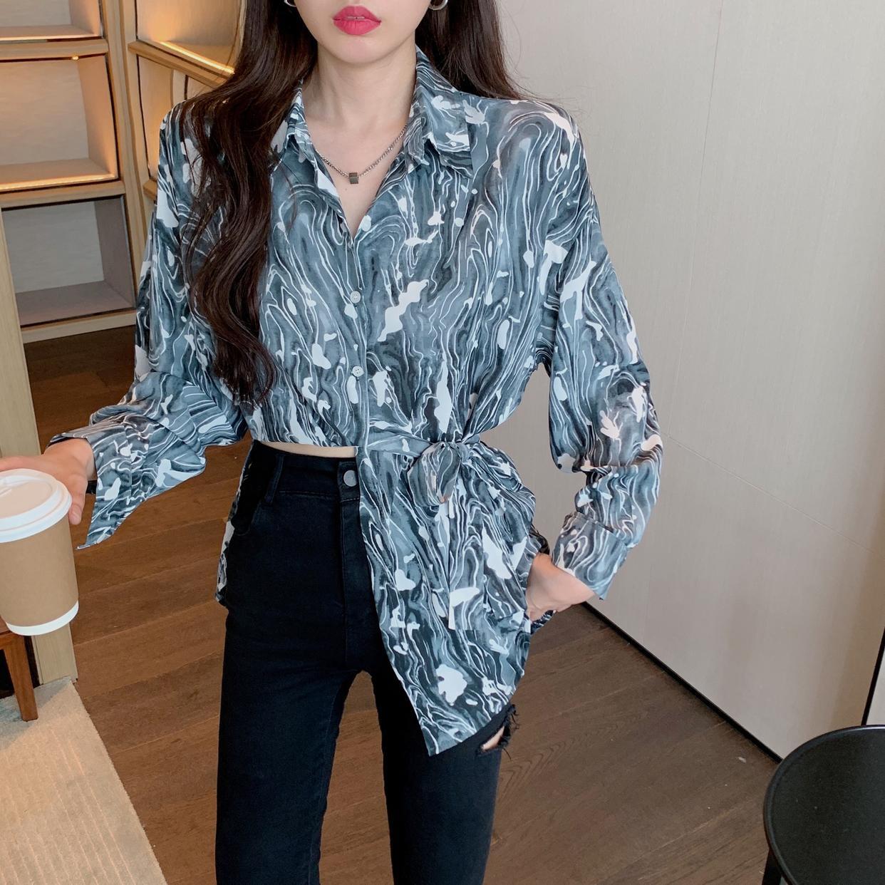 オーバーサイズシャツ トップス シャツ ブラウス 袖あり 長袖 襟付き アシンメトリー 前開き かわいい 大人可愛い きれいめ シンプル カジュアル 大人 上品 おしゃれ お洒落 かっこいい レトロ