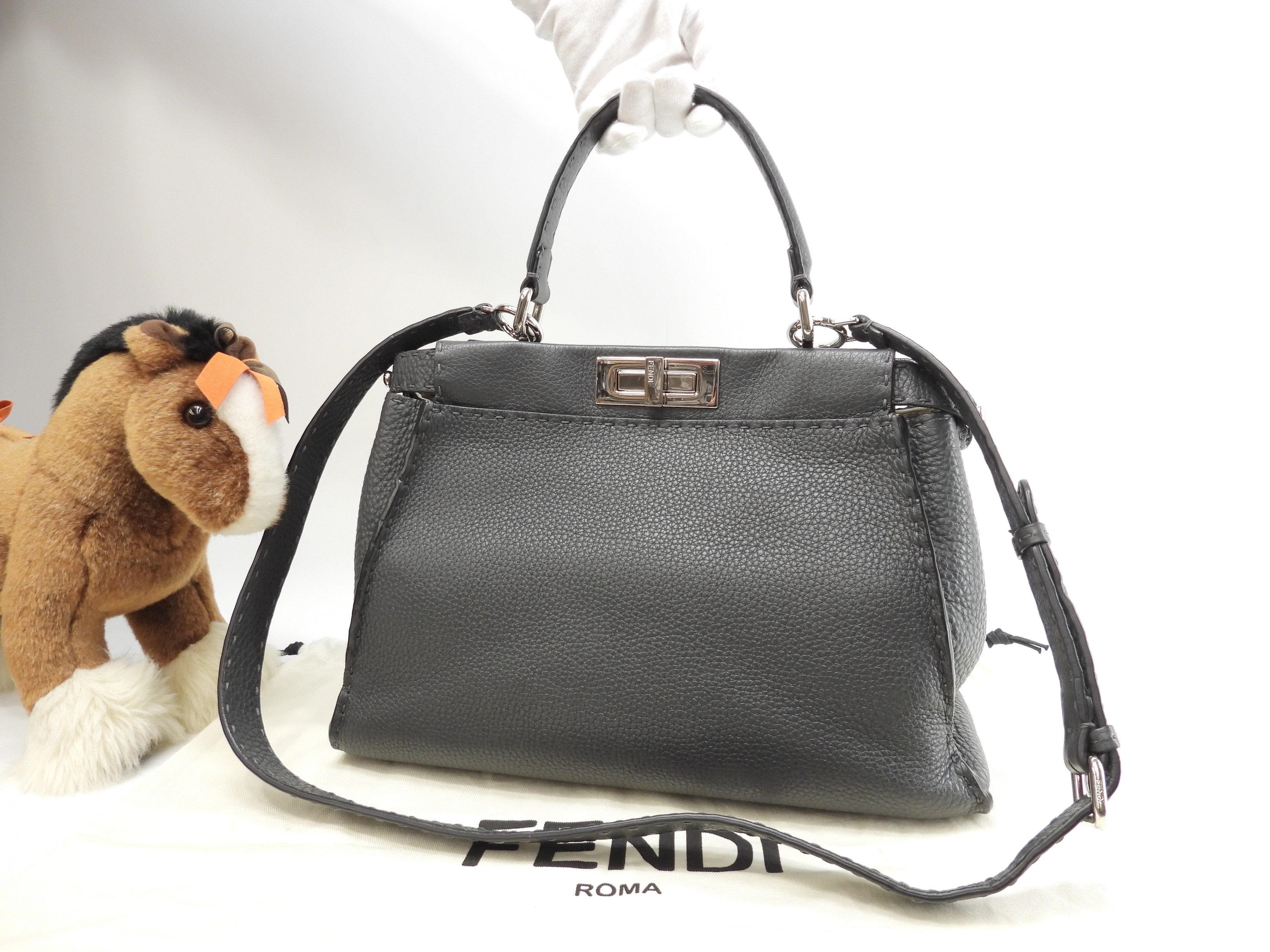 ピーカブーレギュラー セレリアレザー 灰 ストラップ付ハンドバッグ 美品@ 17 103,400円