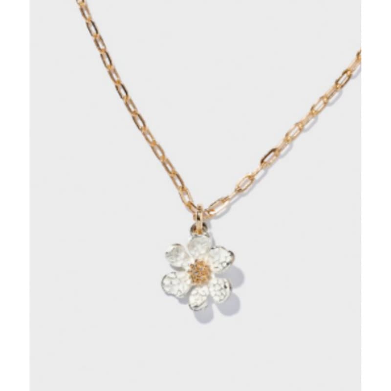UN PETIT OISEAU/ White daisy necklace/ 首飾り
