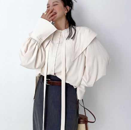 トップス シャツ 袖付き 長袖 Vネック 前開き 襟付き ビックカラー バックシャン かわいい 大人可愛い きれいめ シンプル カジュアル 大人 上品 おしゃれ かっこいい 大人女子 こなれ感 ラフ