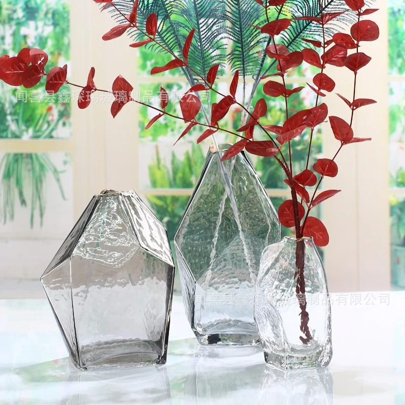 【20点セット】【送料無料】ハンマー模様小口プノンペン北欧レトロ風ガラス花瓶幾何学多角形装飾置物リビングフラワーアレンジメント