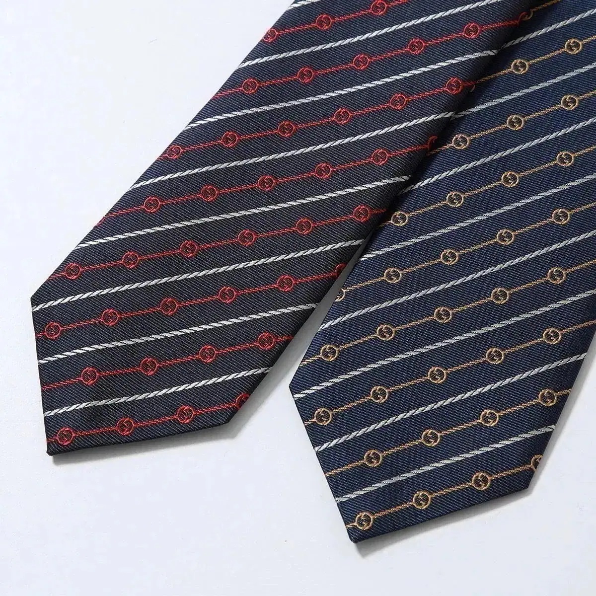 GUCCI グッチ ネクタイ GG BLONDE ROPES ブロンドロープ 764965 4EABB メンズ レギュラータイ シルク ストライプ レジメンタル