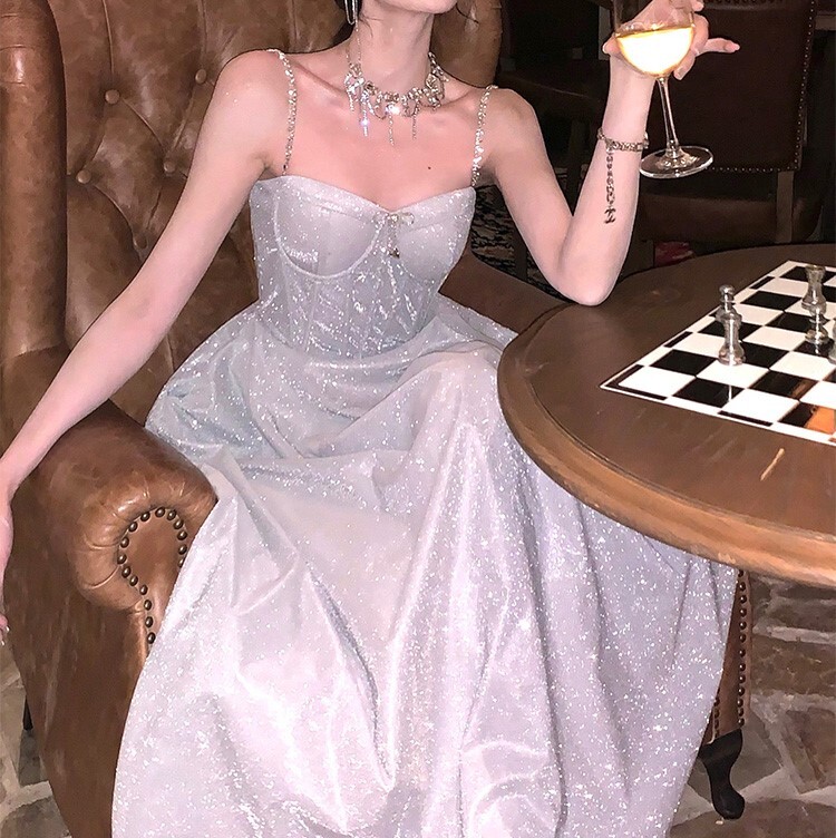 レディース ドレス イブニングドレス ロング ロング丈 ショート ショート丈 ノースリーブ スパンコール 刺繍 発表会 かわいい 大人可愛い きれいめ シンプル 上品 おしゃれ かっこいい