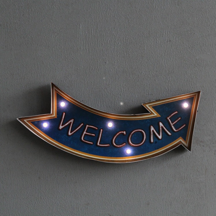 アメリカンレトロな壁掛け装飾 ネオンライト ブリキ看板 サインプレート おしゃれ アメリカン雑貨 インテリア 店舗装飾 ショップ用 矢印