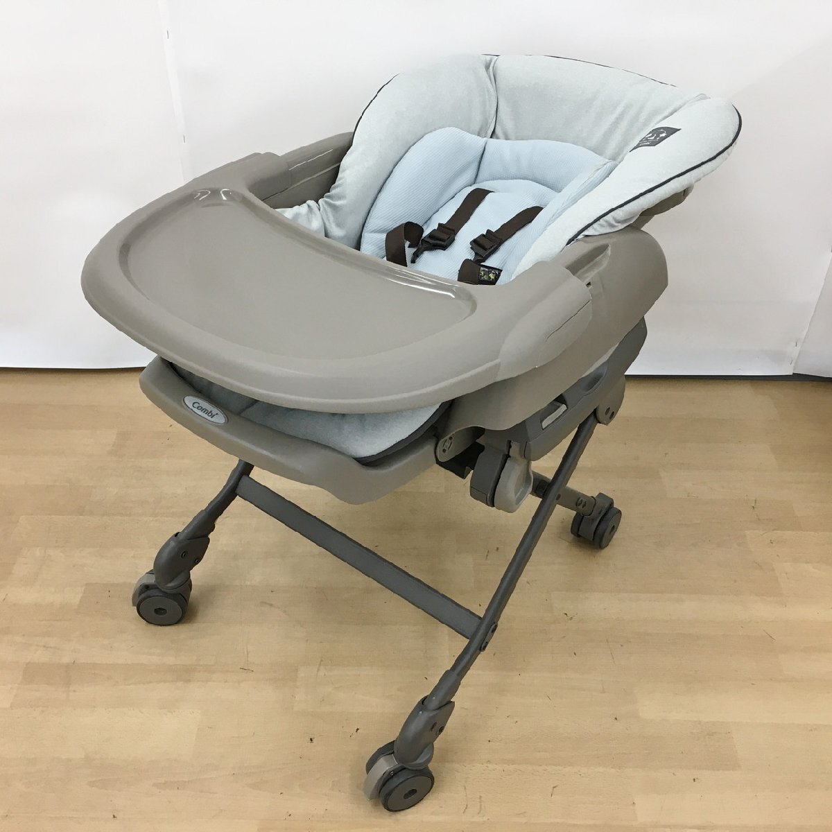コンビ combi 電動バウンサー ネムリラAT ハイローチェア 2510LS080