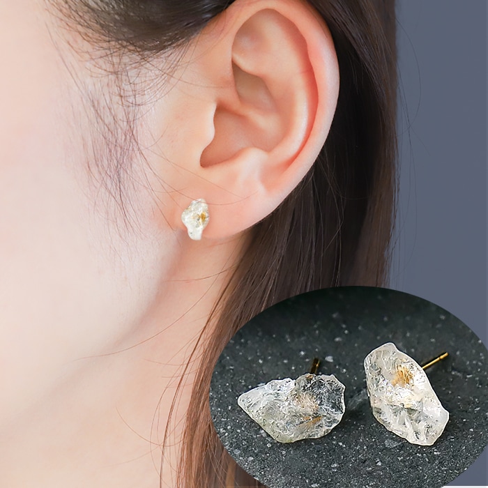 フェナカイト ロシア産 ラフカット ピアス 原石 クリア 1ペア K18 18金 日本製 パワーストーン レディース アクセサリー スピリチュアル 希少石 高波動 手作り 耳飾り ジュエリー ヒーリン
