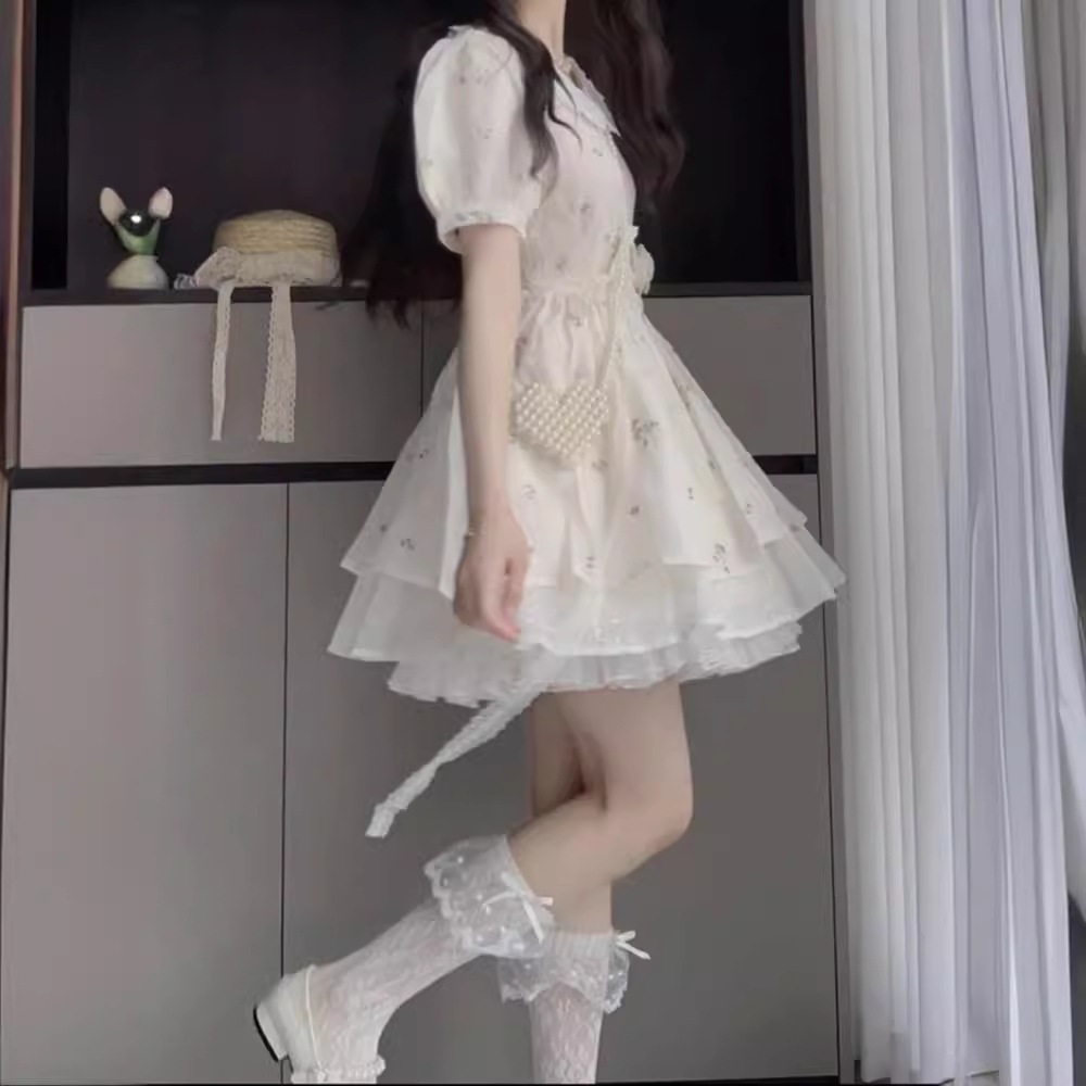 小さな背の高いドレスの女性の夏の人形の襟の花柄の甘いプリンセスドレス和風文学少女スカート