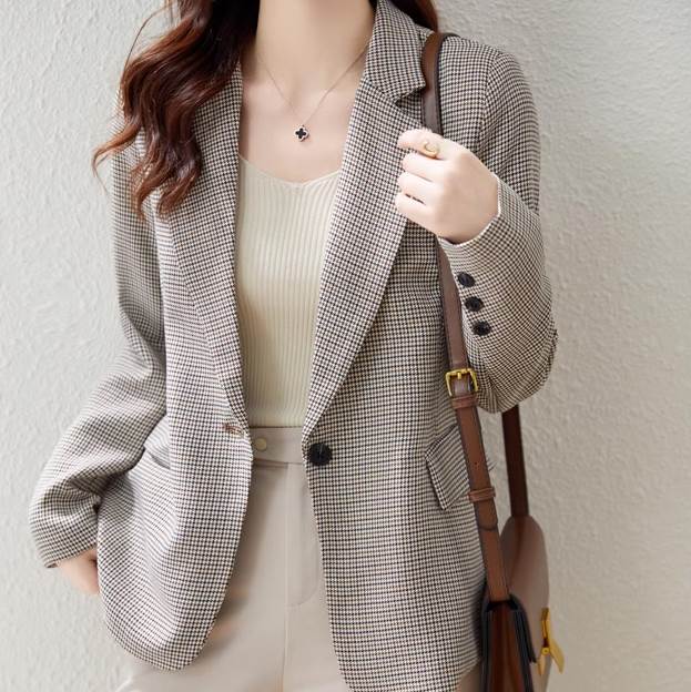 アウター ジャケット スーツ レディース 長袖 Vネック 襟付き ストリート ポケット 前開き 大人可愛い きれいめ シンプル 上品 おしゃれ かっこいい レトロ マニッシュ エレガント モダン フォ