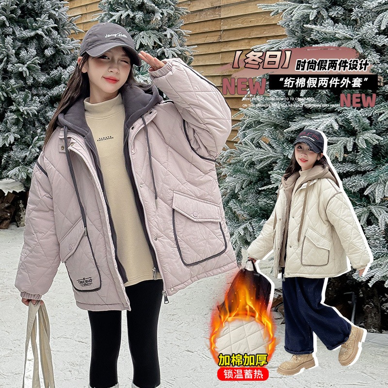 ガールズコート2024年秋冬新しいスタイル外国風子供用厚みのある冬綿コートビッグ子供用フェイクツーピースキルティングトップス