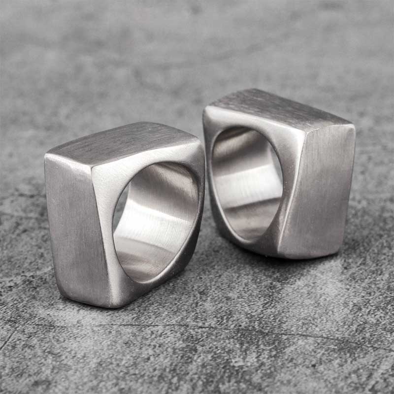 ディストーテッドステンレスリング（RSB024） 重厚 四角形 スクエア 歪める 歪む ねじる ねじれ スパイラル 指輪 メンズ レディース ペアリング プレゼント 艶消し r0784xxxxxxxx