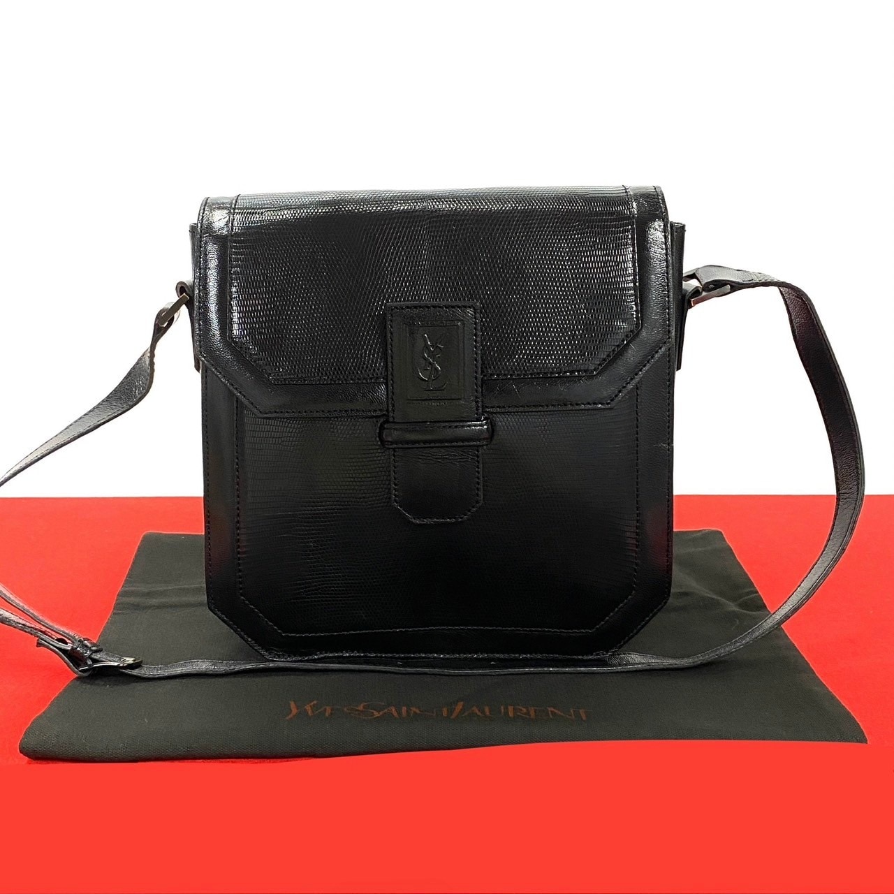 ヴィンテージ ロゴショルダーバッグ レザー ブラック 28657