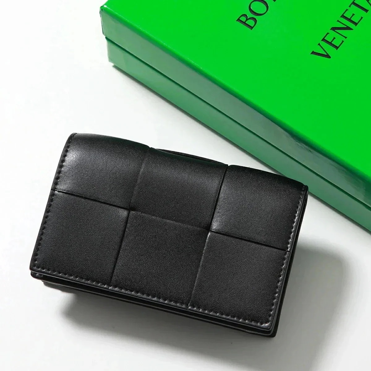 BOTTEGA VENETA ボッテガヴェネタ カードケース CASSETE カセット 679849 VBWD3 レディース メンズ マキシイントレチャート 名