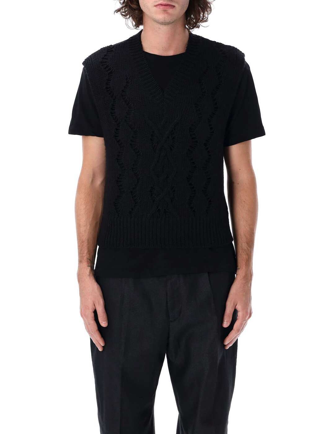 M4243CBFBLACK ブラック 秋冬2024 ベスト メンズ ia