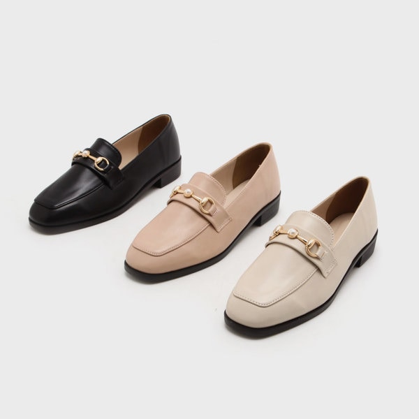 真珠 ゴールドバークル 女性ローファー (2.5cm)