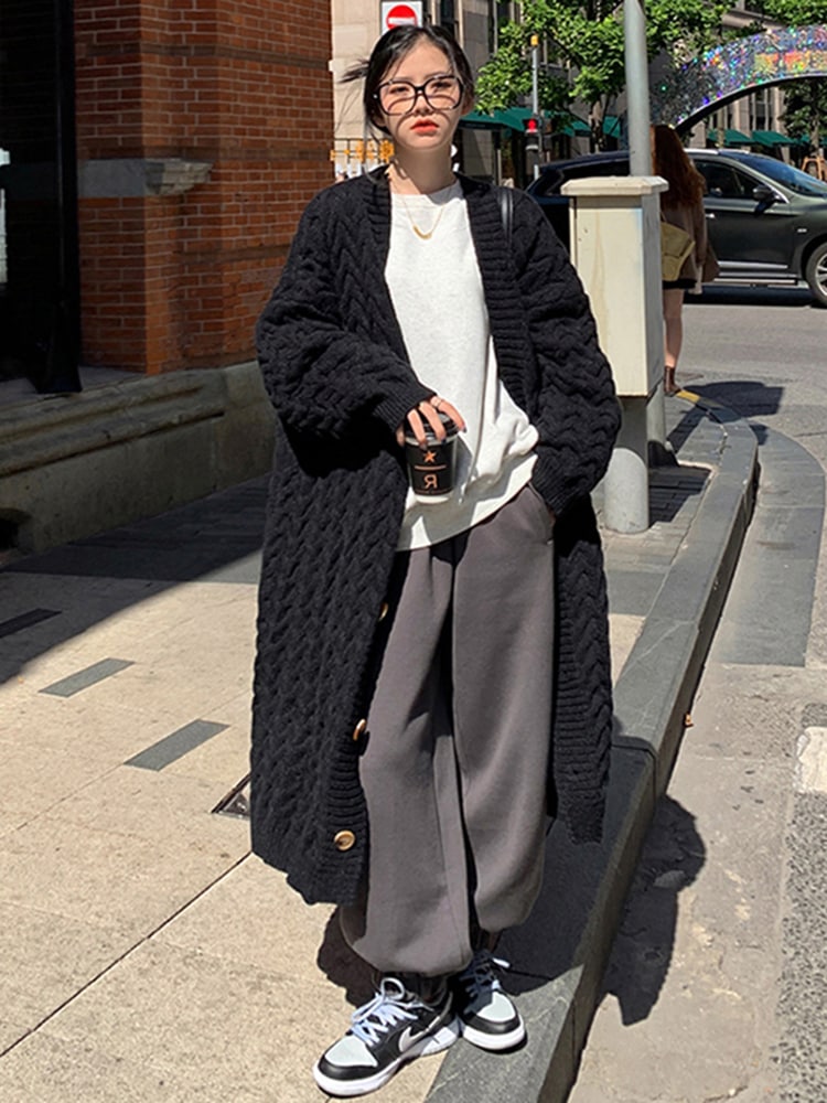 Vネックニットカーディガン. ロングカーディガン ツイストニット カーディガン. ブラックカーディガン. オーバーサイズ レディース 秋冬 アウター ゆったり D346