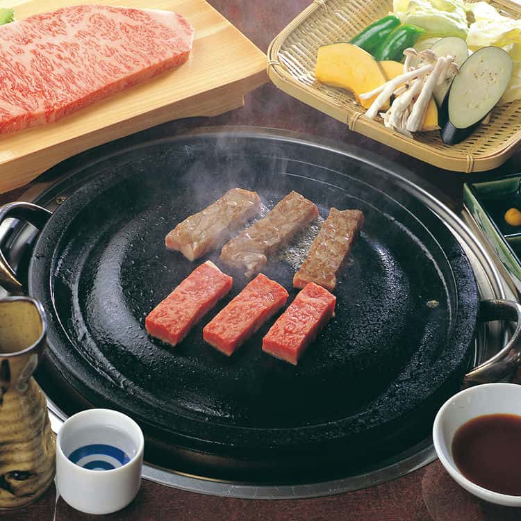 岩手 前沢牛 ステーキ食べ比べ 霜降り 赤身 各50g4枚 (合計400g) 離島は配送不可 4800017 お歳暮 お中元 お土産 ご進物 ギフト 贈り物に最適