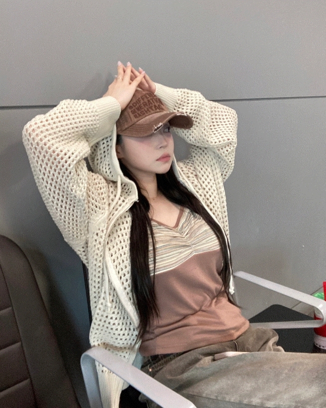 【男女共用/ハンドウォーマー/季節の変わり目必須アイテム】メッシュフードジップアップ