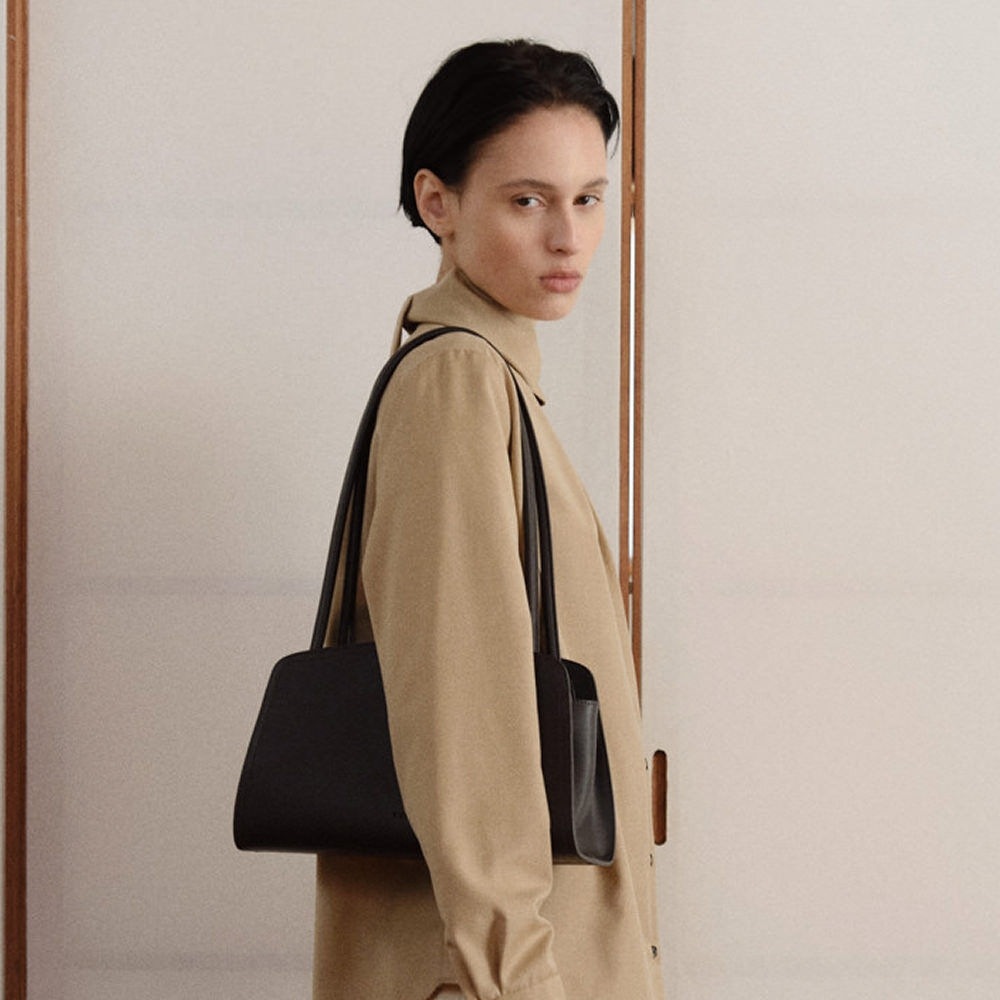 ローソウルタコショルダーバッグアンバー