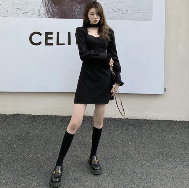 ワンピース ワンピドレス ミニ ミニ丈 ショート ショート丈 袖あり 長袖 スクエアネック スリム 細身 ウエストマーク ハイウエスト かわいい 大人可愛い おしゃれ お洒落 クール モード系