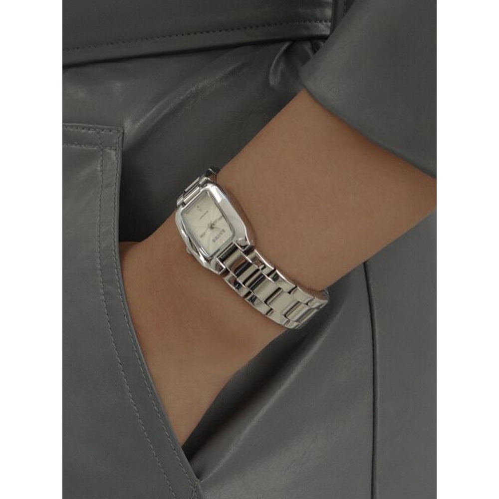 RUMTTON女性ブレスレット型メタル腕時計ブリットシルバー