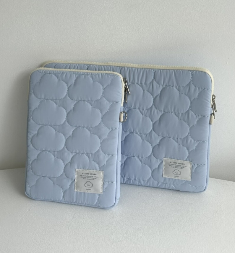 [Skyfolio]雲キルティングノートパソコンポーチ