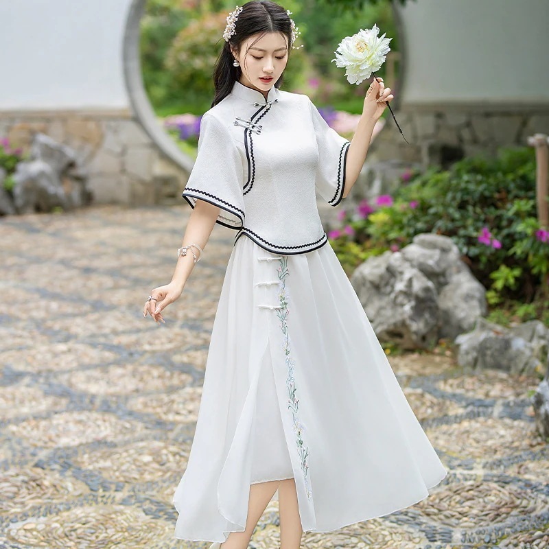 ワンピースドレスドレス2025夏の古代の衣装チョンサム逆袖のシフォンスカートハンフー