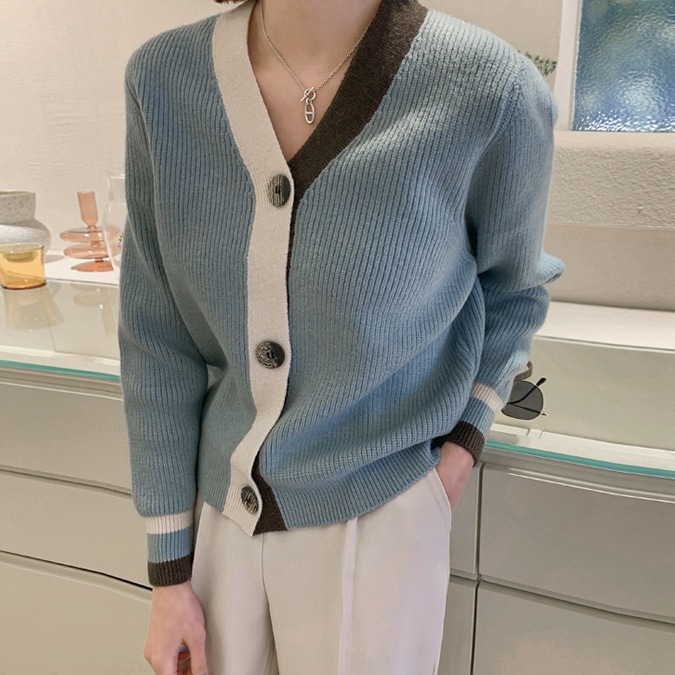 トップス アウター セーター カーディガン 袖あり 長袖 Vネック 襟なし 前開き かわいい 大人可愛い きれいめ カジュアル 大人 上品 おしゃれ レトロ 大人女子 こなれ感 キュート