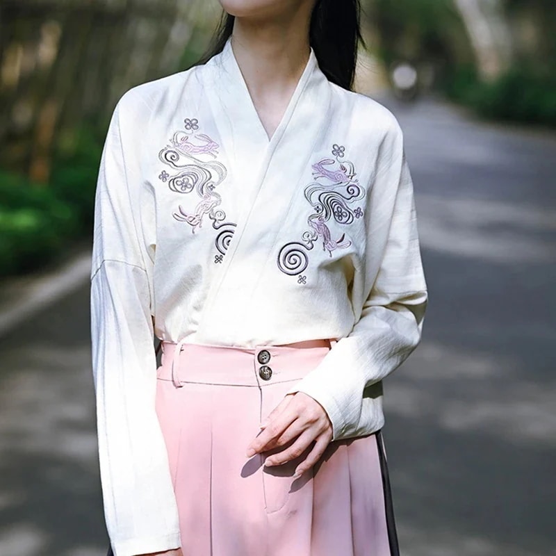 新入荷！ チャイナ風トップス チャイナシャツ 刺繍カーディガン レディース 杏色 黒色 Vネックトップス 改良漢服