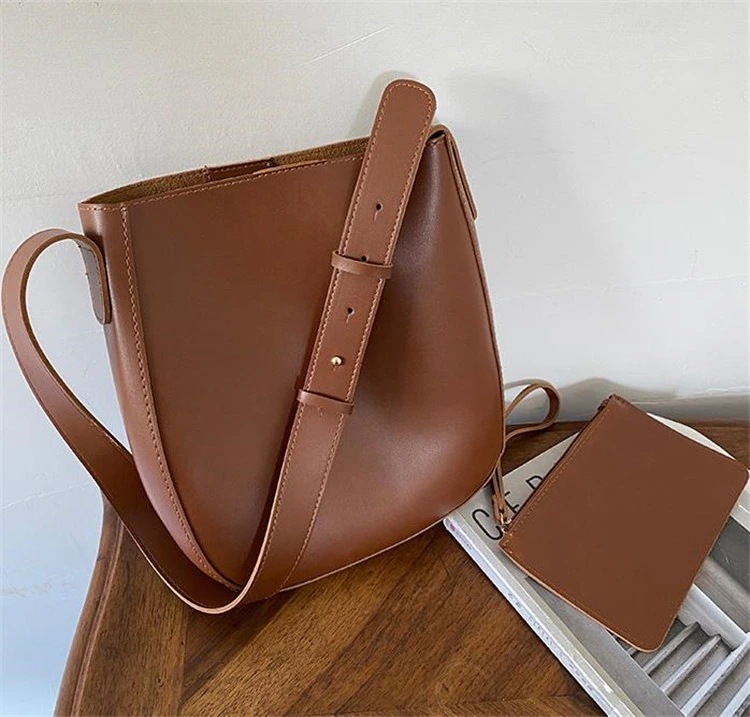 大人気！ 注目の新作アイテムバケットバッグ 韓国 クラシック シンプル 百掛け コミューター 通勤する レディース ショルダーバッグ ショルダーバッグ