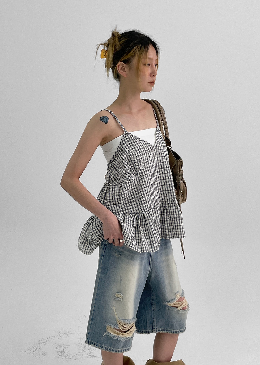 アカムチェックシャッシャーナシブラウス