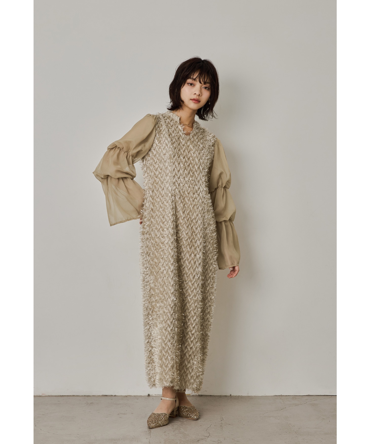 デザインスリーブシャギードレス パーティードレス 結婚式 ワンピース シアー ボリューム袖 Iライン ロング丈 お呼ばれ パーティー 二次会 披露宴 謝恩会 成人式 同窓会 卒業式 フォーマル