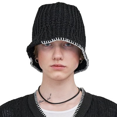 Qoo10] LECYTO : [TXT ヨンジュン 着用] SMOCK : バッグ・雑貨
