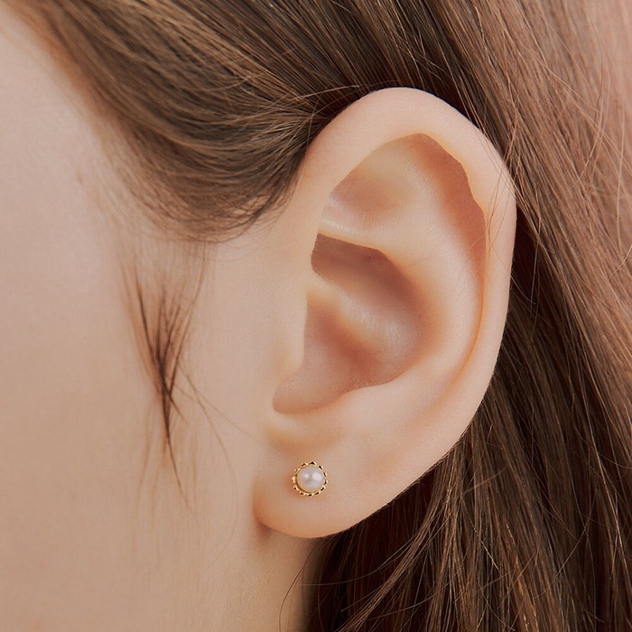 silver925남지현 착용 modena pearl earring/韓国の人気ブランド 韓国正規品 韓国の人気商品 韓国ファッション 韓国ジュエリー デイリーアクセサリー SNSで人気 韓国ファ