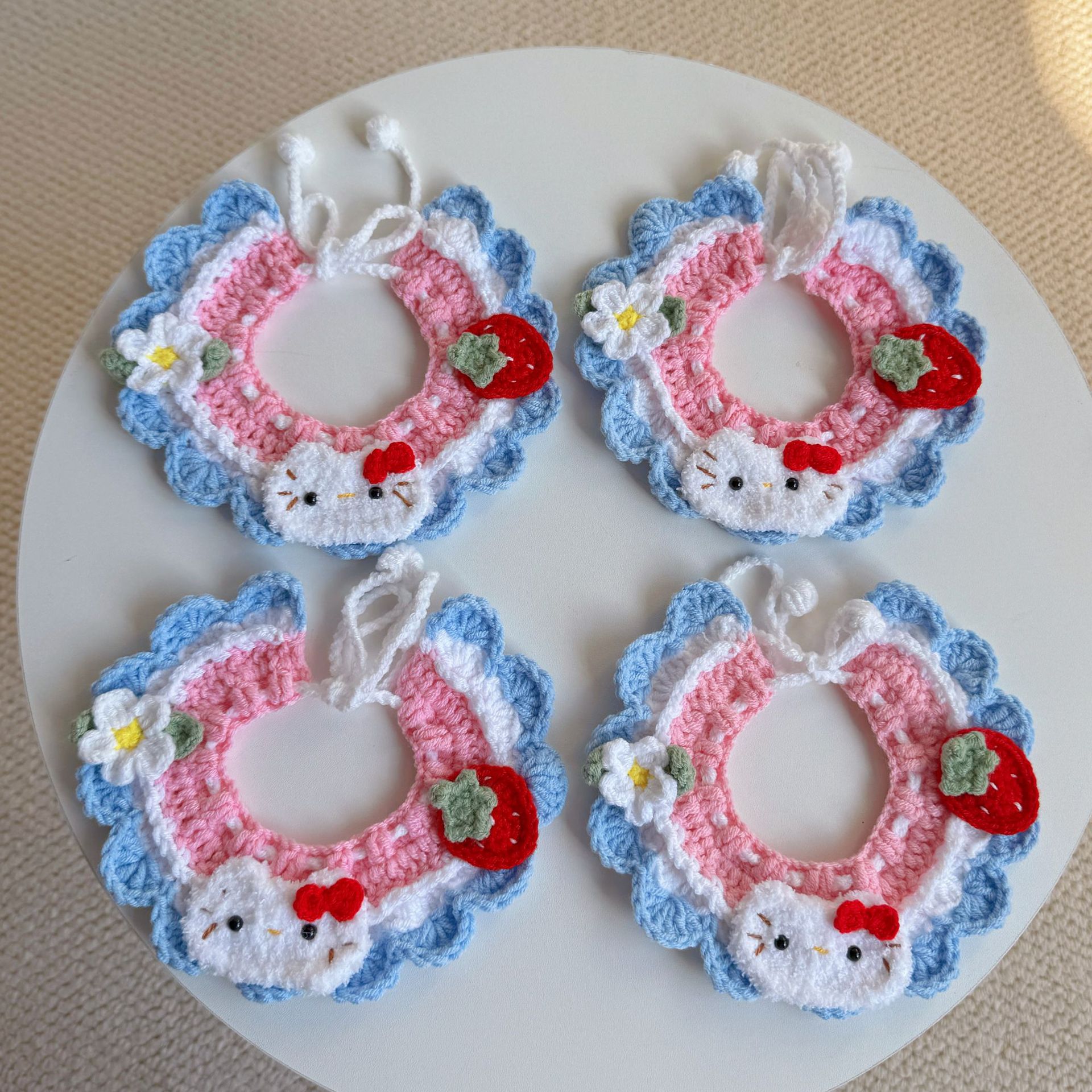 10個セット かわいいイチゴ猫ペット編み首輪人形ポケット猫よだれタオル犬の首巻き