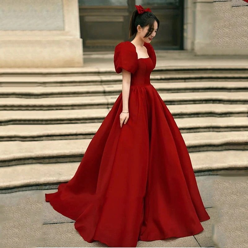 ウェア花嫁 2024 夏ライトウェディングドレス結婚式婚約お返しプリンセスレッドドレス ウェディングドレス