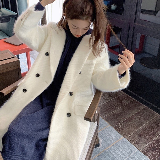 アウター コート ロングコート 上着 長袖 襟付き 前開き ダブルボタン ポケット かわいい 大人可愛い きれいめ シンプル 上品 おしゃれ かっこいい レトロ ラフ ルーズ こなれ感 個性的 主役級