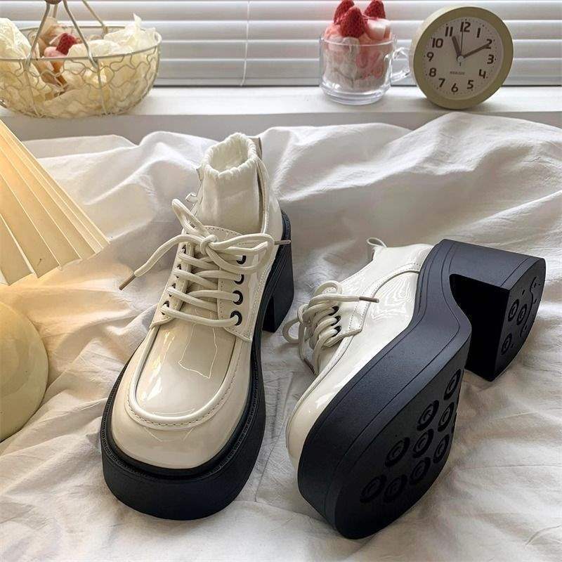 英国スタイルのレディースレザーシューズ2025年新作レトロプラットフォームレースアップローファーチャンキーハイヒールメリージェーンシューズ